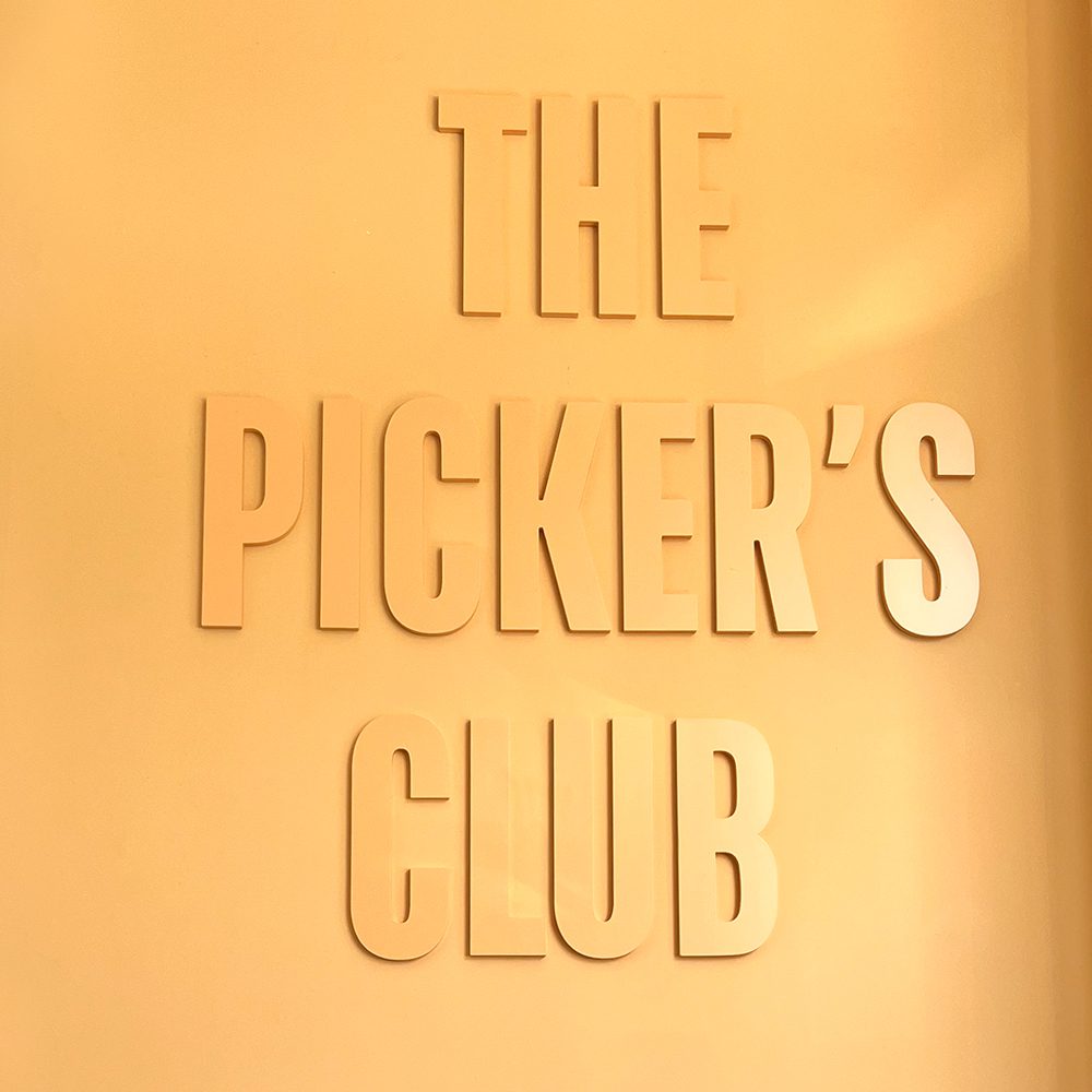 LETRERO 3D EN PVC PINTADO